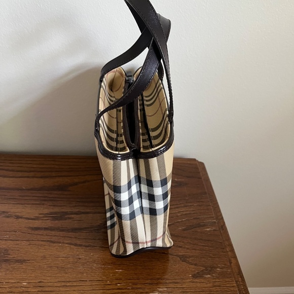 Burberry Handbag - Picture 4 of 4